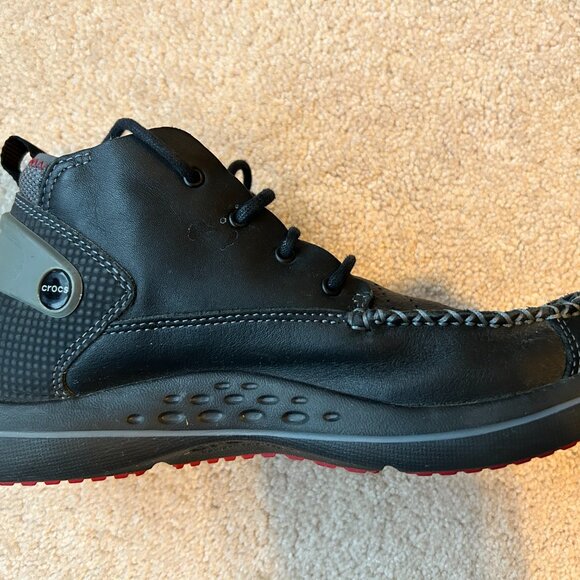 Crocs Linden Boots Men's Size 8.5 Black Gray leather 10545-060 - Picture 6 of 10